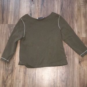 Half-sleeve plain tee!